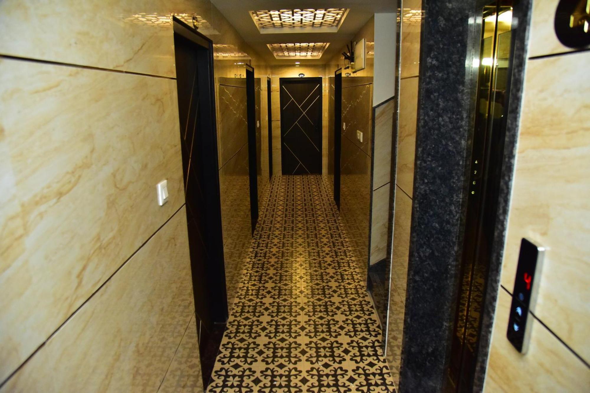 Meadows Inn 迈索尔 外观 照片